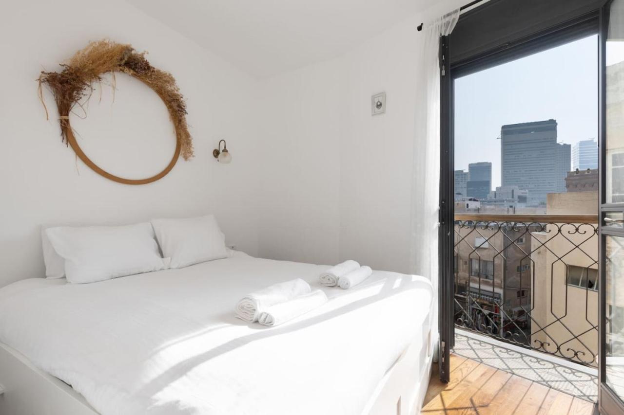 Elegant Apartment W Balcony & Mamad In Heart Of Tel Aviv By Sea N' Rent Екстериор снимка
